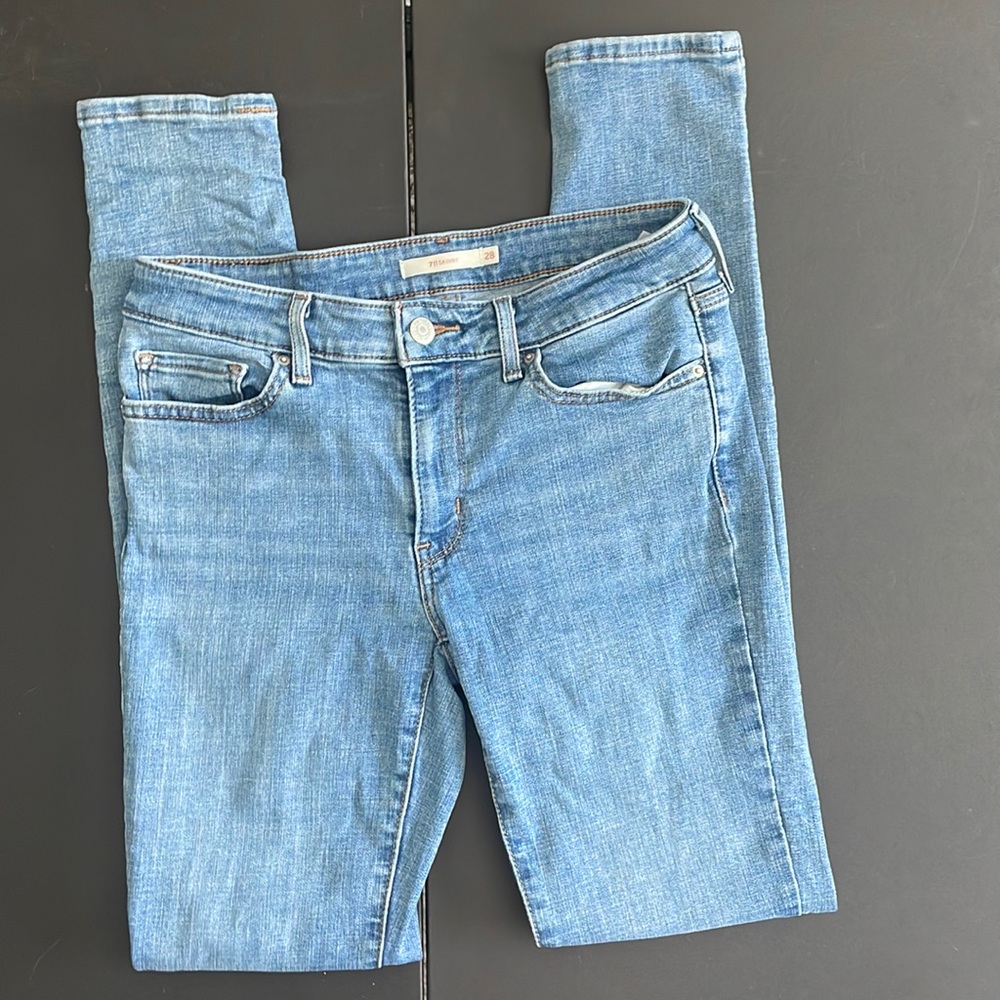 Levi Skinny 711 Jeans Size 28/32